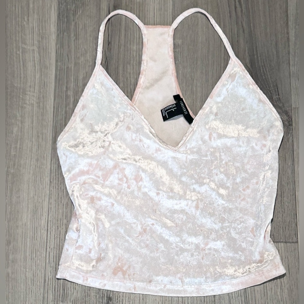 ❥𝖥𝖮𝖱𝖤𝖵𝖤𝖱 𝟤𝟣: Women’s Velvet Cami Top - Blush